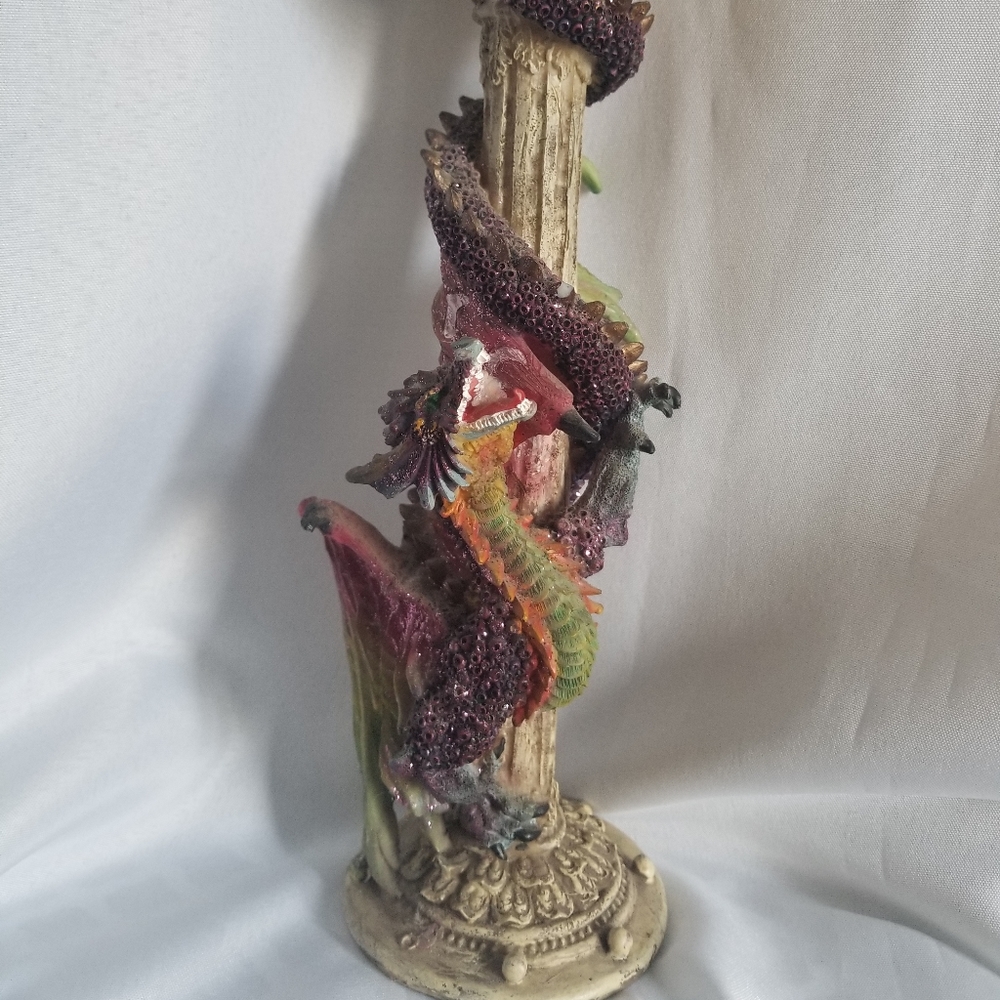 Dragon decor